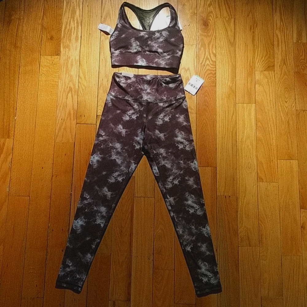 Forever 21 Sport bra and leging set